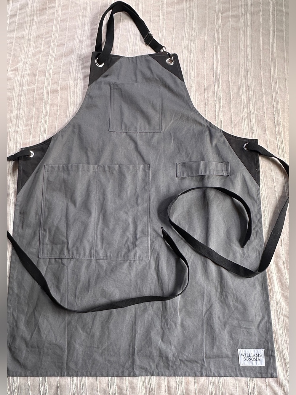 Williams-Sonoma Grill Masters Canvas Apron w/ adjustable straps 27”x 36”